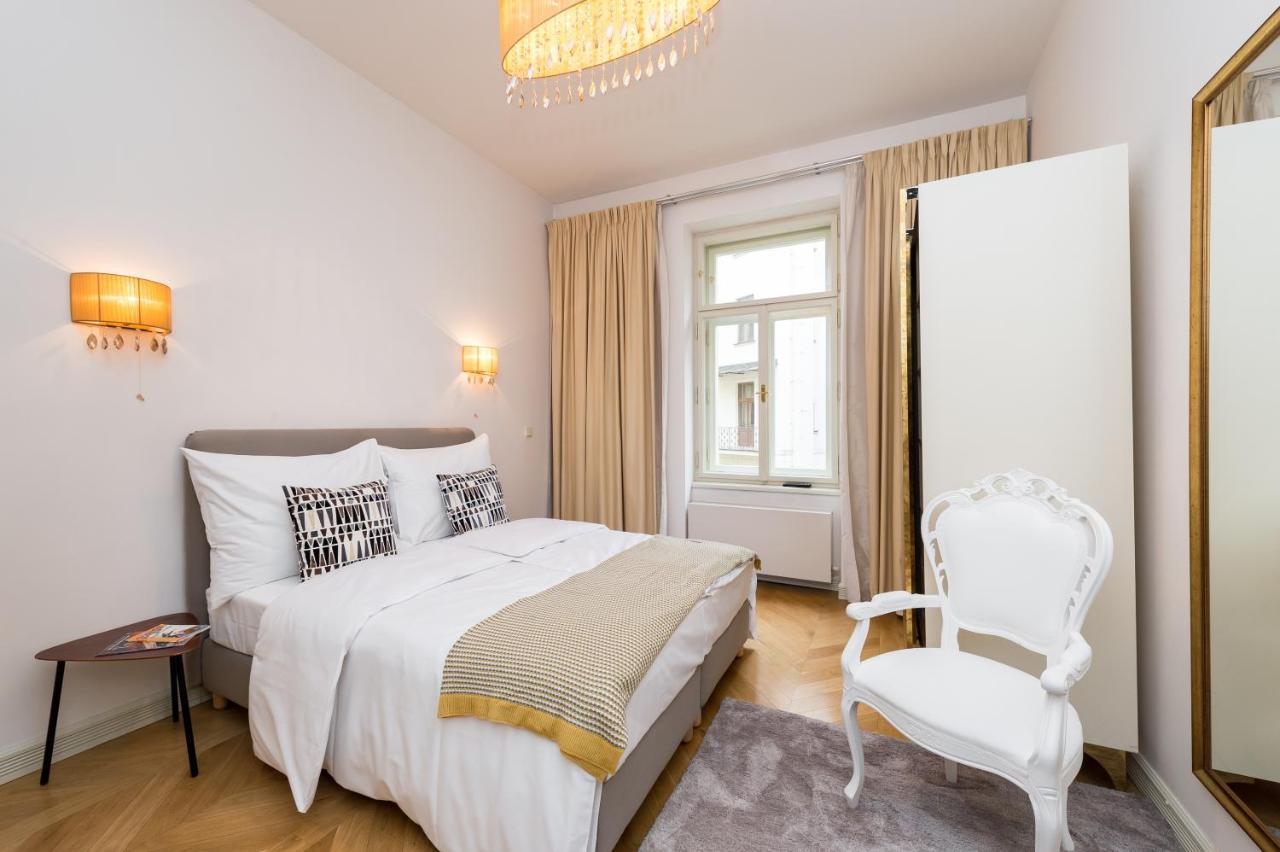Empirent Design * Praga